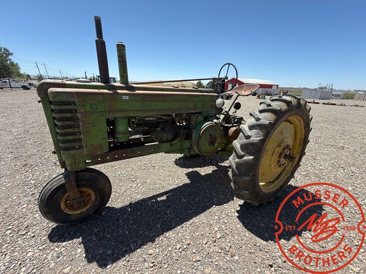 1947-john-deere-b-image-4