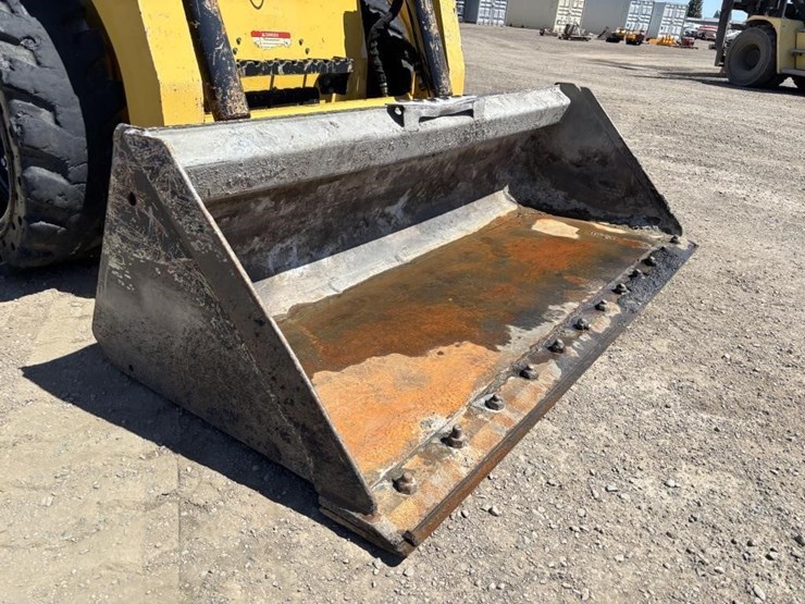 2018-yanmar-s220r-image-11
