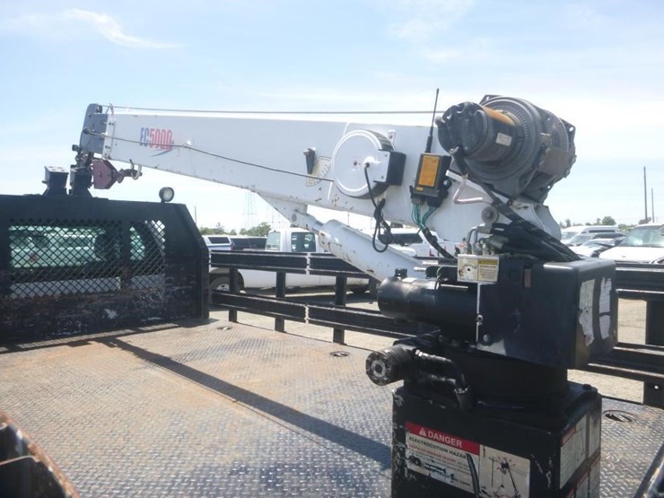 2012-ford-f550-image-11