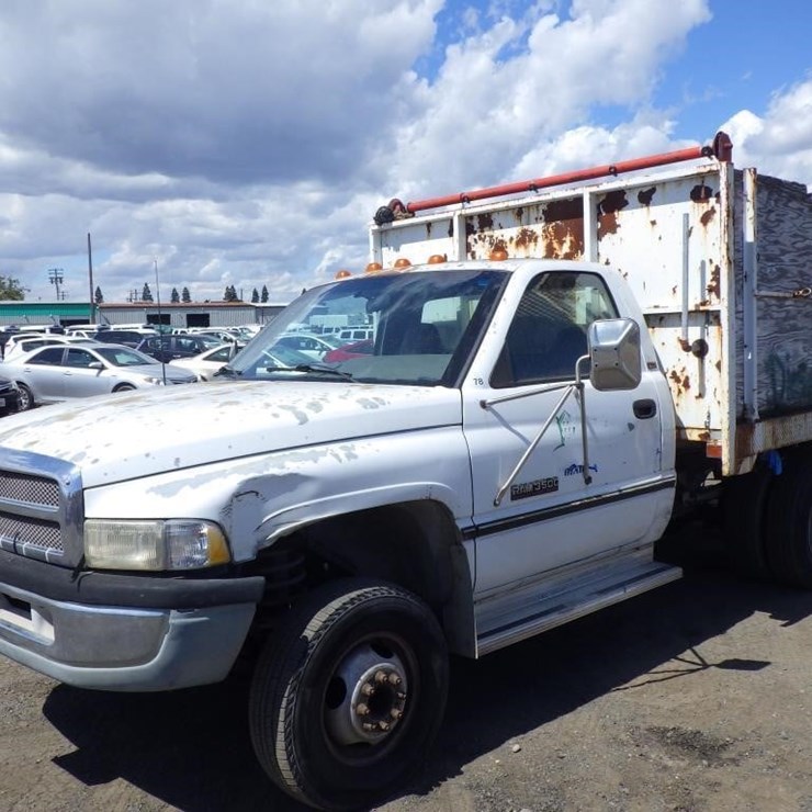 1996 DODGE RAM 3500