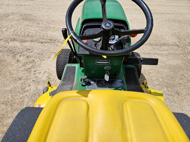 john-deere-317-image-14