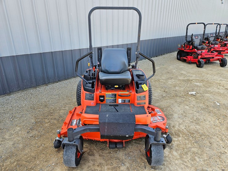 kubota-zd326s-image-7