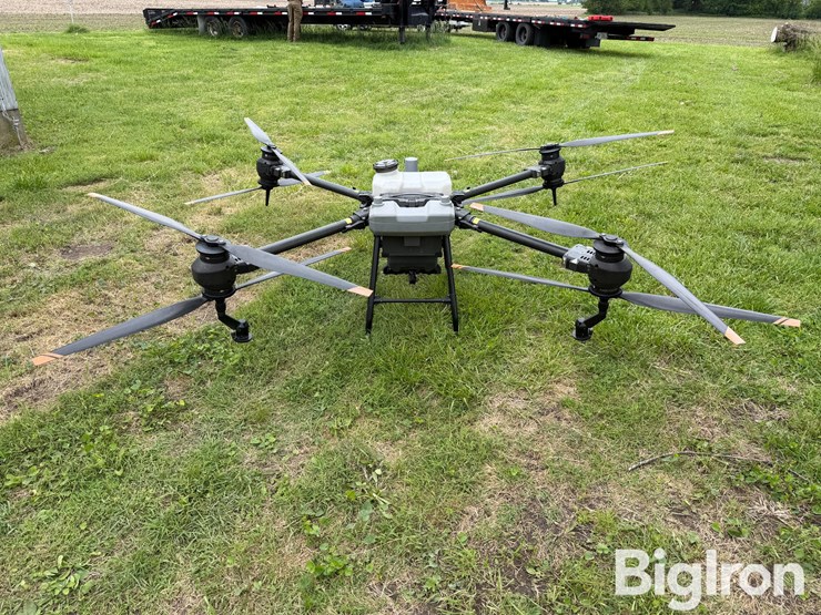 2024-dji-agras-t40-drone-image-6