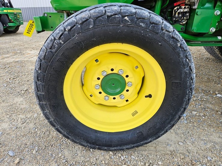 john-deere-4066r-image-11