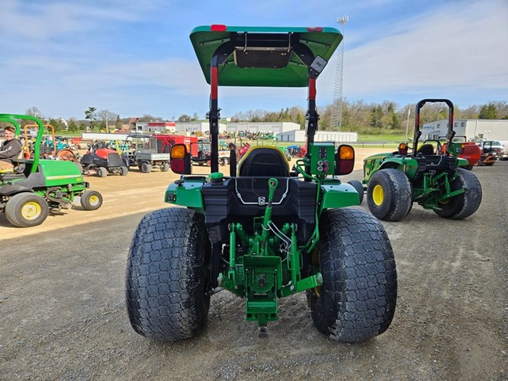 john-deere-4066r-image-4