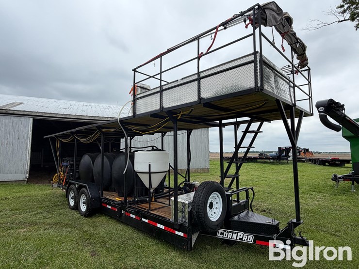 2024-corn-pro-t/a-drone-trailer-image-3