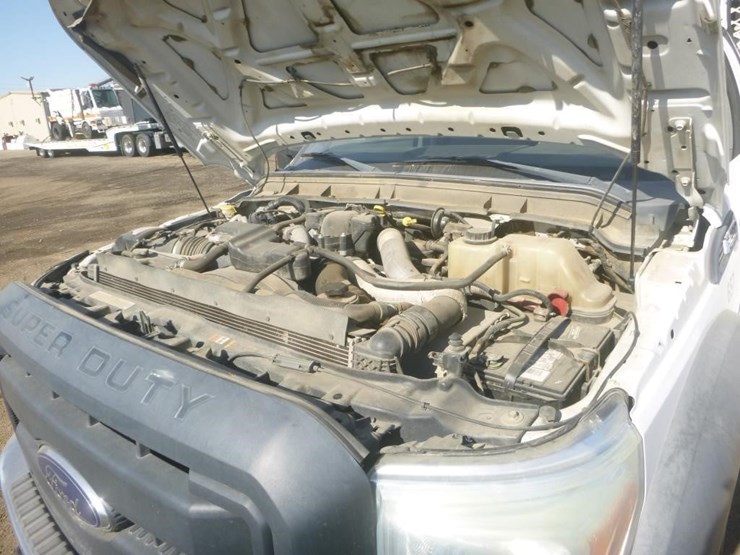 2016-ford-f550-image-35