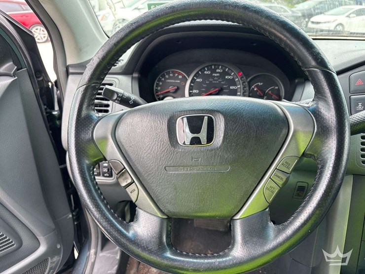 2005-honda-pilot-image-13