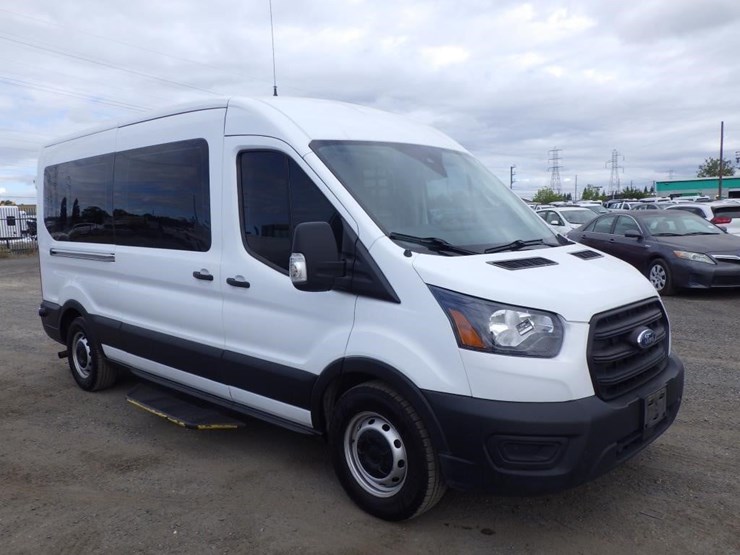 2020-ford-transit-image-2