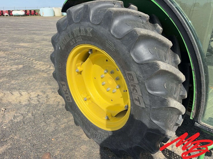 2023-john-deere-5075gn-image-12