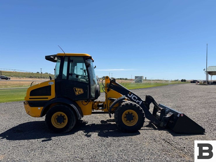 2018-jcb-409-image-5