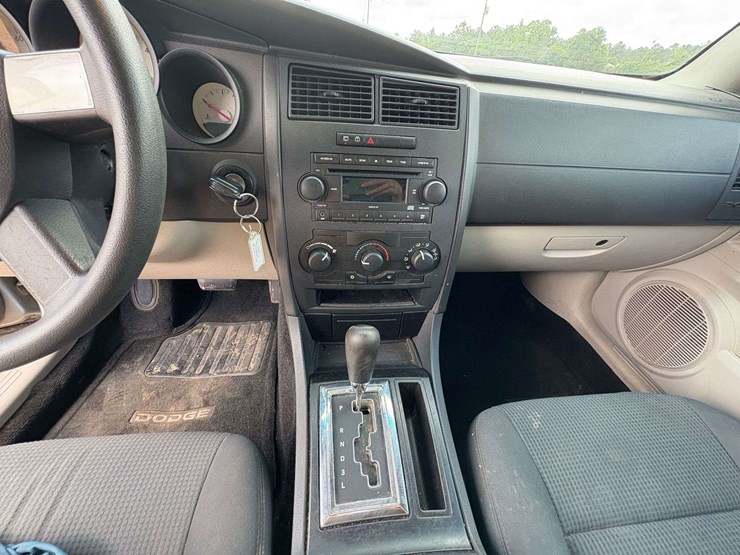 2007-dodge-magnum-4-door-wagon-(119,840-miles)-image-14