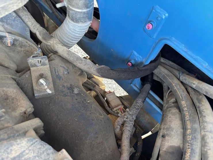 2019-genie-gth844-image-50