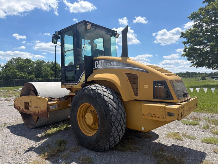 caterpillar-cs-563e-image-6