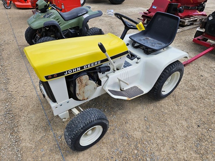 john-deere-110-image-1