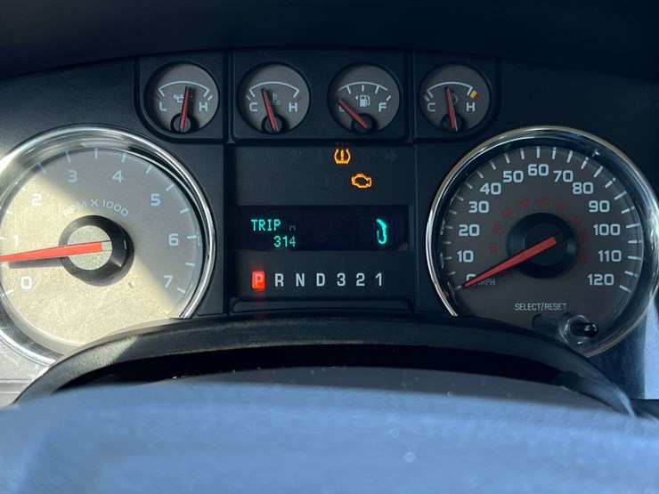 2010-ford-f150-image-33