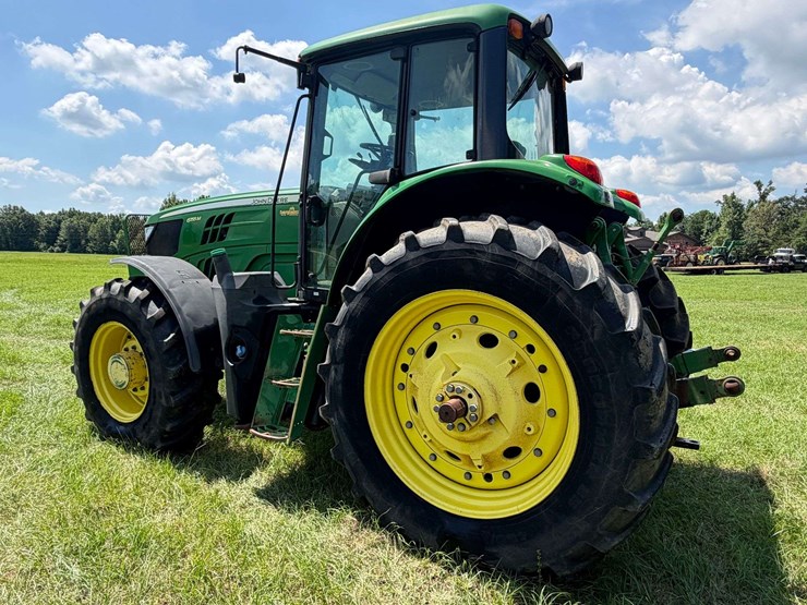 2019-john-deere-6155m-image-4
