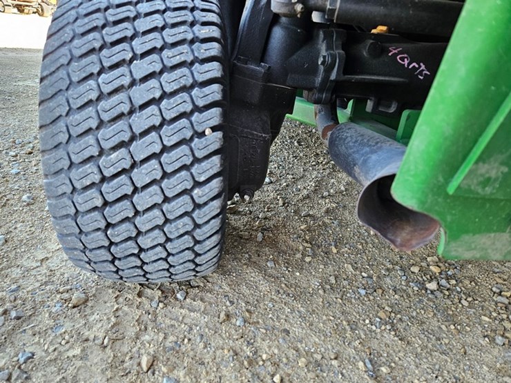 john-deere-1575-image-17