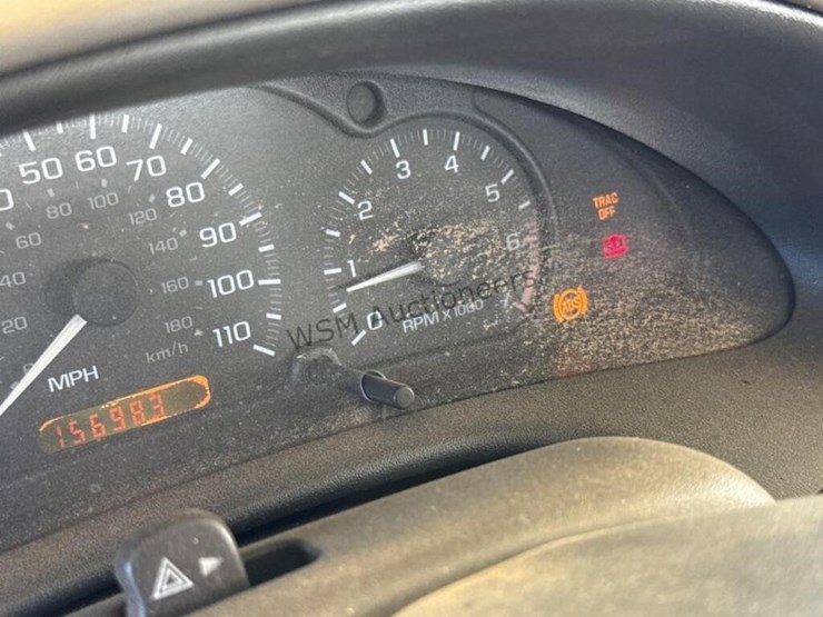 2001-chevrolet-cavalier-sdn-image-18