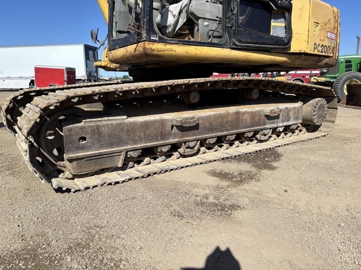 komatsu-pc200-l-image-22