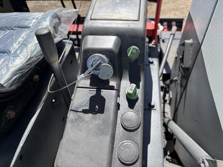 takeuchi-tb025-image-31