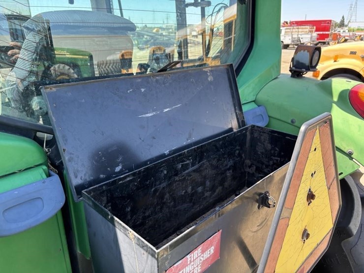 john-deere-6230-image-16