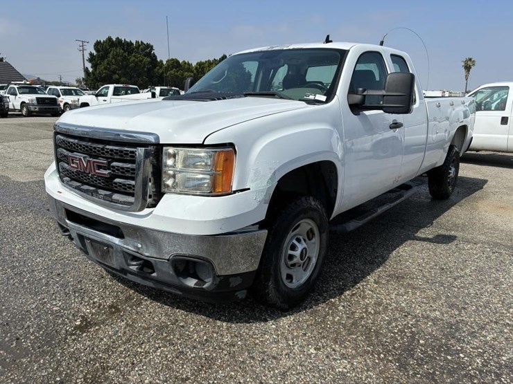 2012-gmc-2500hd-image-1