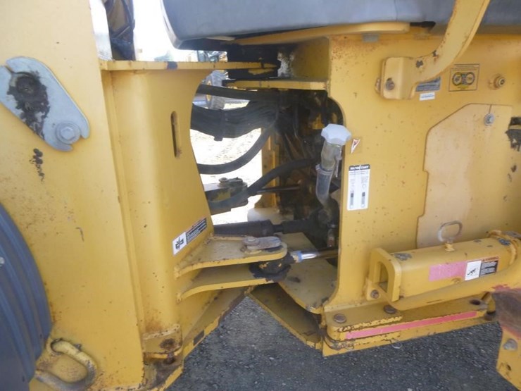 2005-deere-624j-image-39