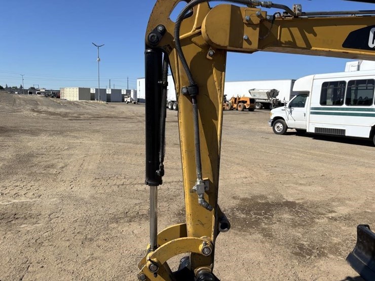 2018-caterpillar-303.5e2-cr-image-16