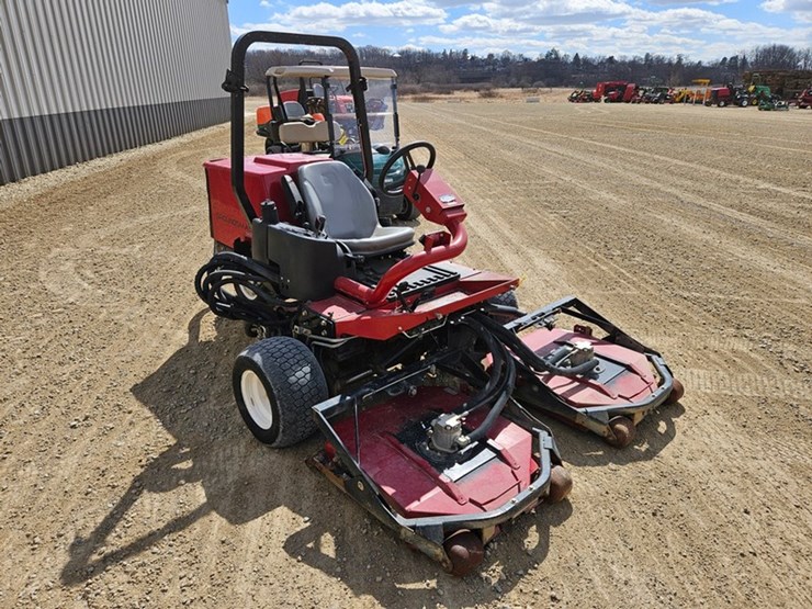 2011-toro-groundsmaster-3500d-image-7