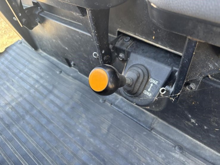 2020-kubota-rtv-x900-image-18