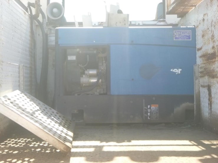 2015-hino-268-image-15