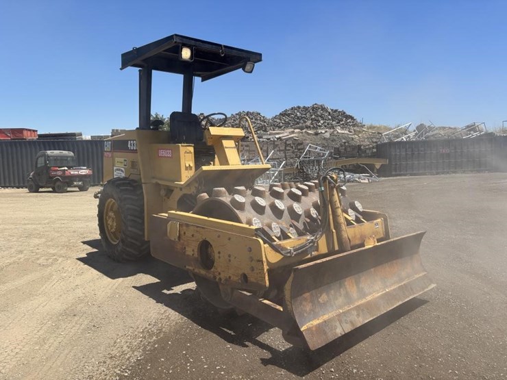 1998-caterpillar-cp-433c-image-2
