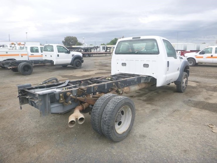 2016-ford-f550-image-3