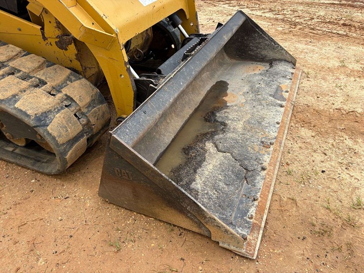 2014-caterpillar-299d-image-17