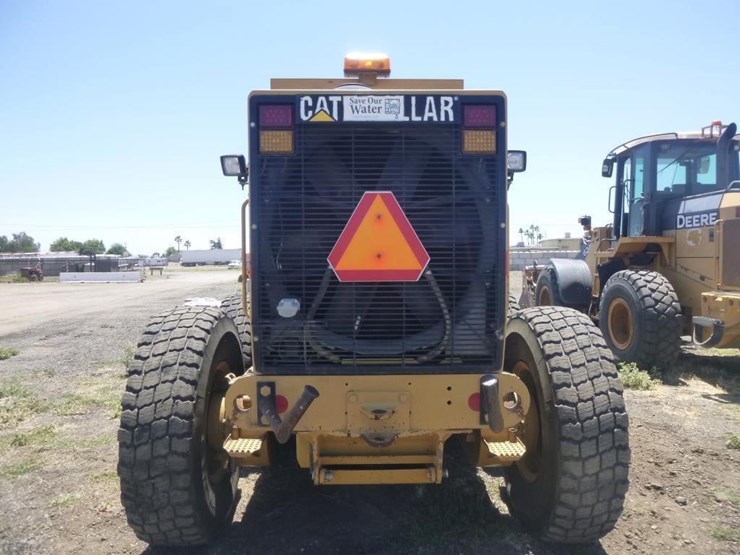caterpillar-143h-image-28