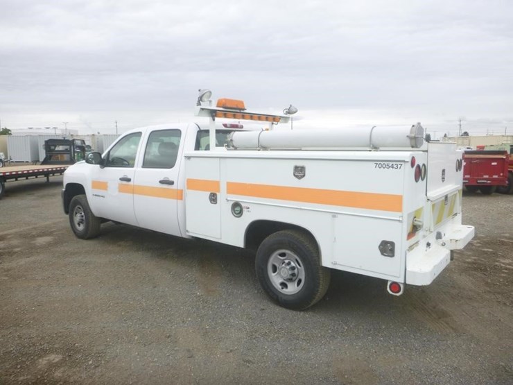 2009-chevrolet-2500-image-4