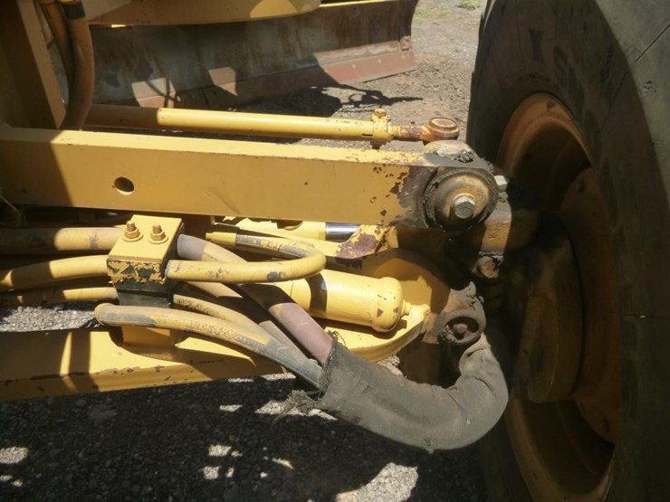caterpillar-143h-image-41