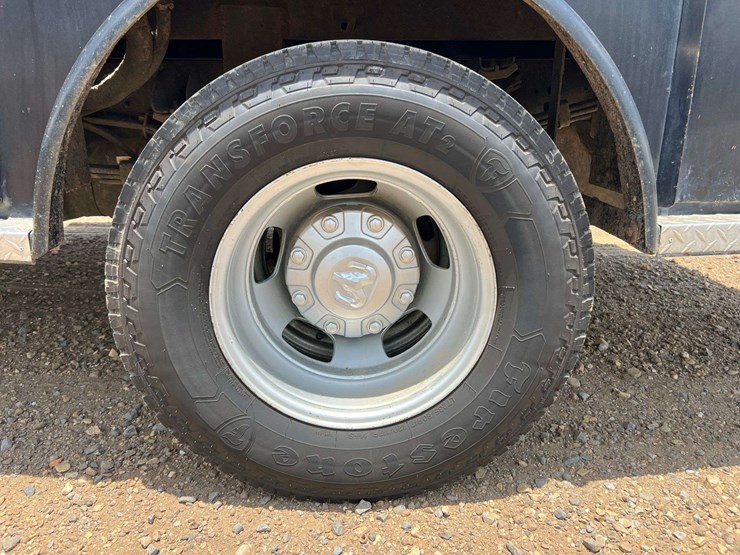 2022-dodge-3500-image-12