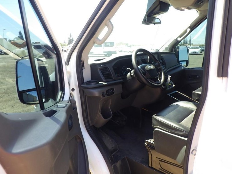 2020-ford-transit-image-5