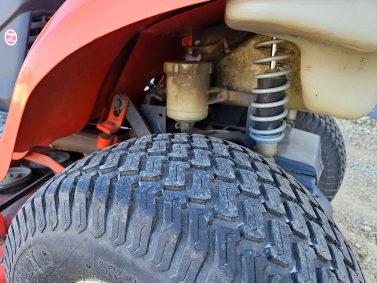 kubota-t1760-image-13