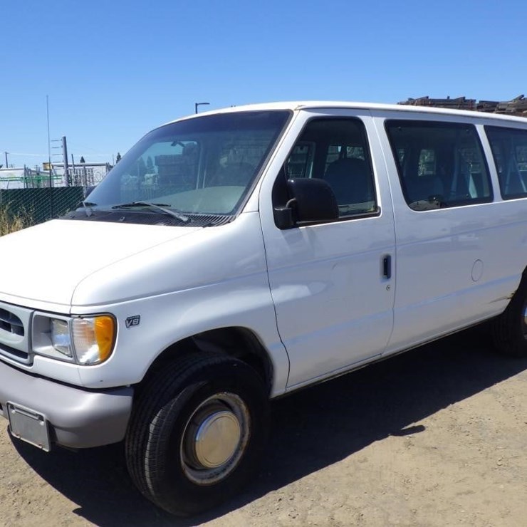 2000 FORD ECONOLINE 350