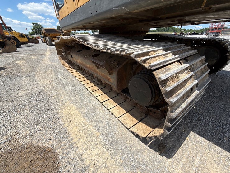 volvo-ec330b-lc-image-16