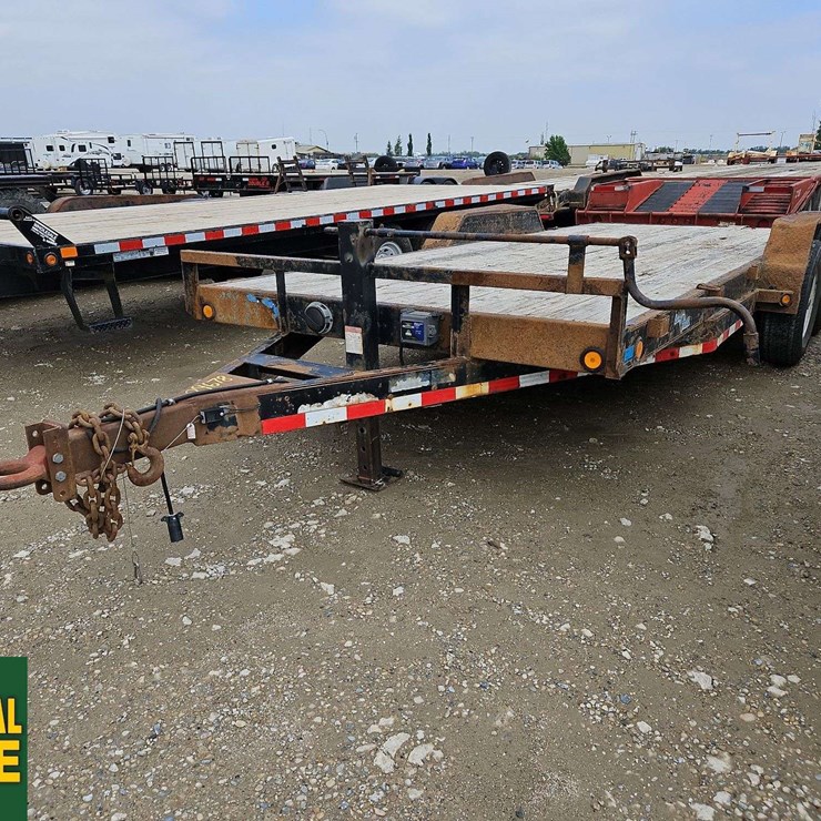 2009 LOAD TRAIL Car trailer
