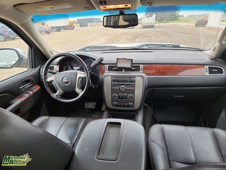 2012-gmc-sierra-1500-slt-image-18