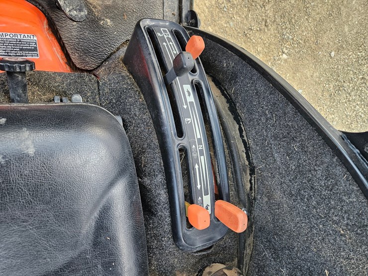 kubota-bx2230-image-33