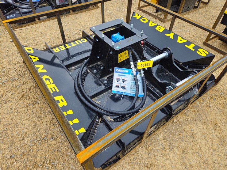 2026-caterpillar-308-image-3