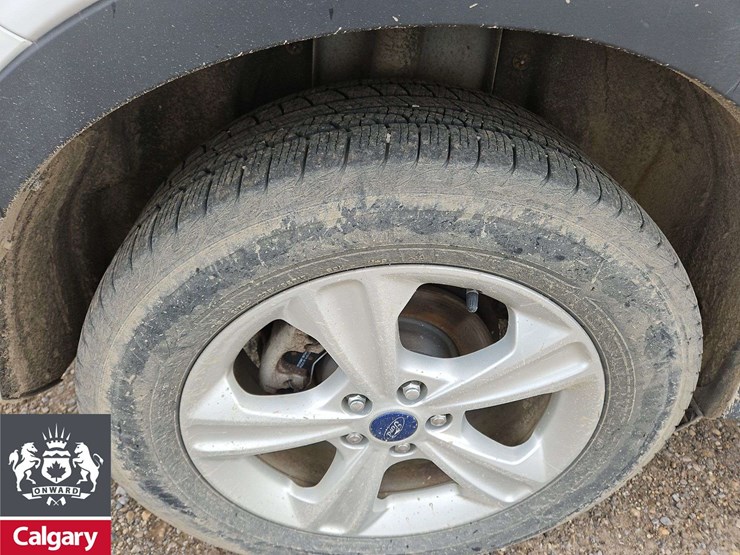 2016-ford-escape-image-11