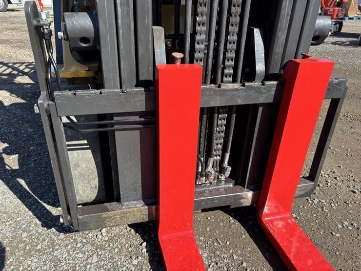 2015-caterpillar-2c6500-image-11