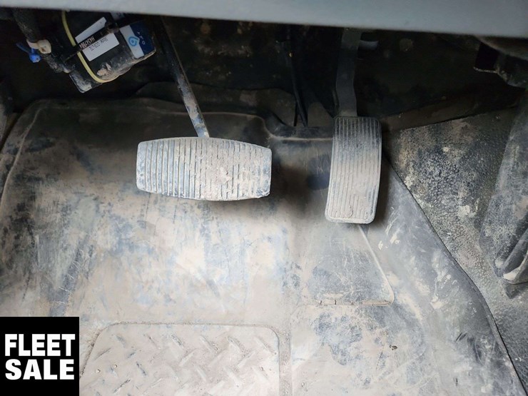2013-ford-f350-image-41